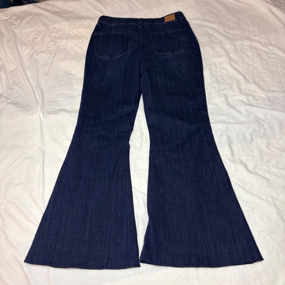 Judy Blue Dark Wash Pull On Super Flare Jeans JB88136 Size 11/28 Bell Bottoms - Picture 4 of 11